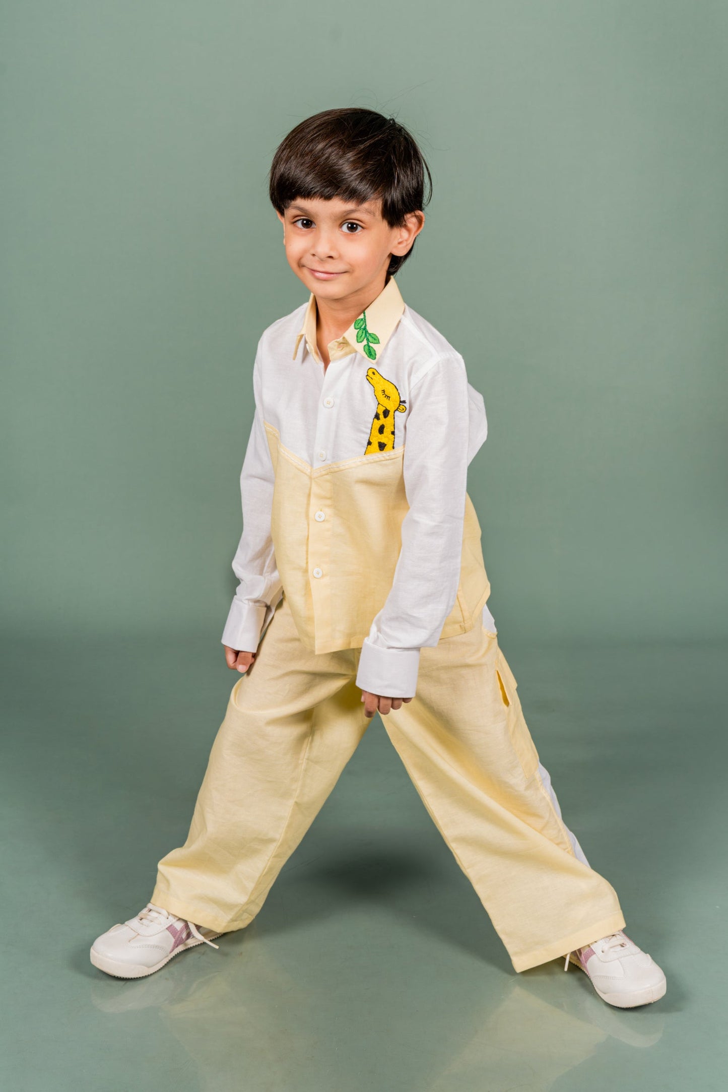 Giraffe Yellow White Shirt Pant Set
